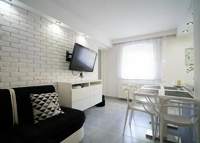 Apartamento Everysky - Konstytucji 3 Go Maja 66-1