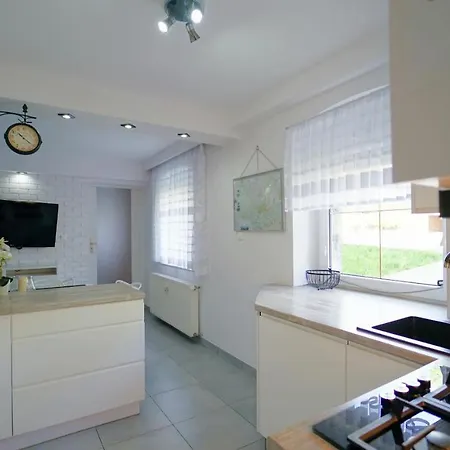 Apartmán Everysky - Konstytucji 3 Go Maja 66-1 *